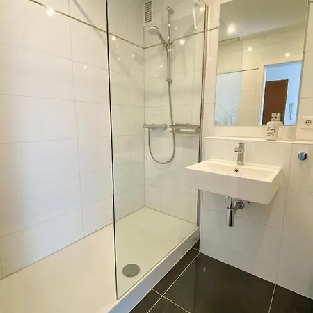 Modernes 50m² Mit Terasse *